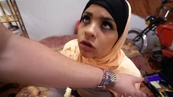 Hooded Arab Dirty Banging And Facial Cumshot Point Of View