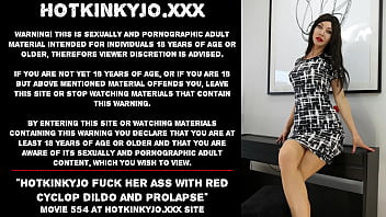 Hotkinkyjo fuck her ass with red cyclop dildo and prolapse