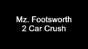 2 Car Crush